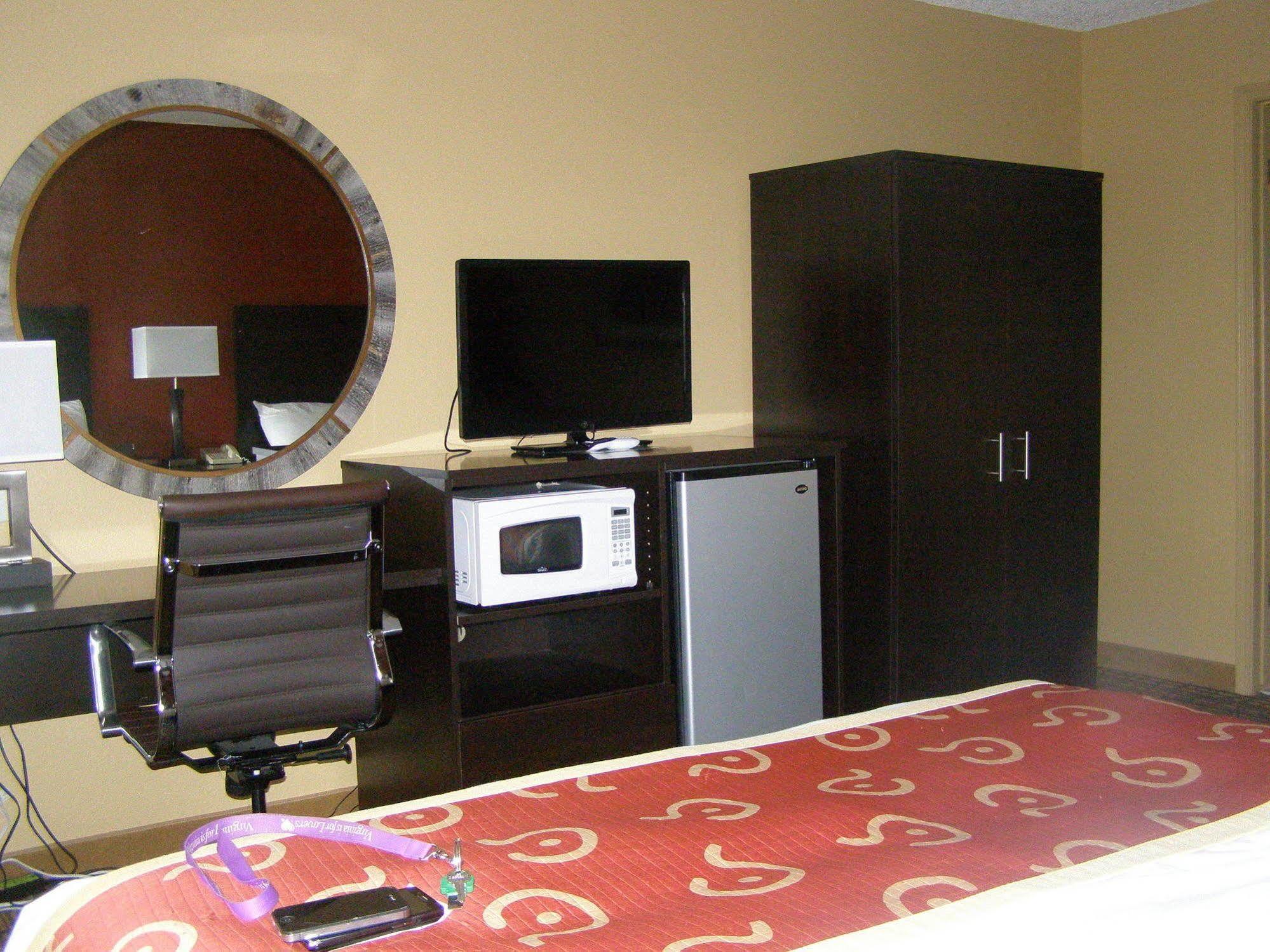 C Punch Inn & Casino Unionville ภายนอก รูปภาพ